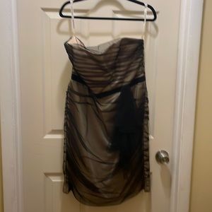 Women’s dress size 12